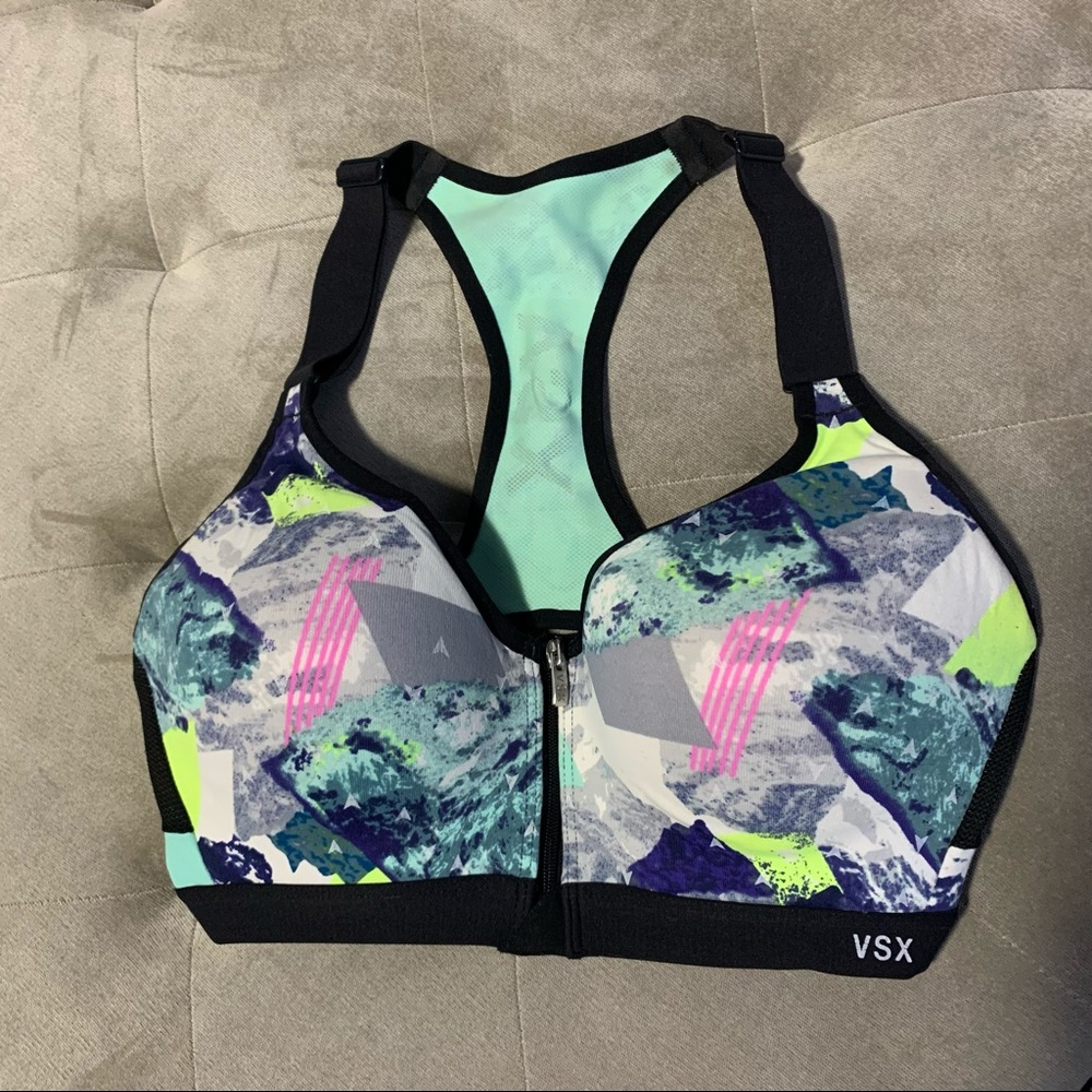 Victorias Secret Sports Bra 32D
